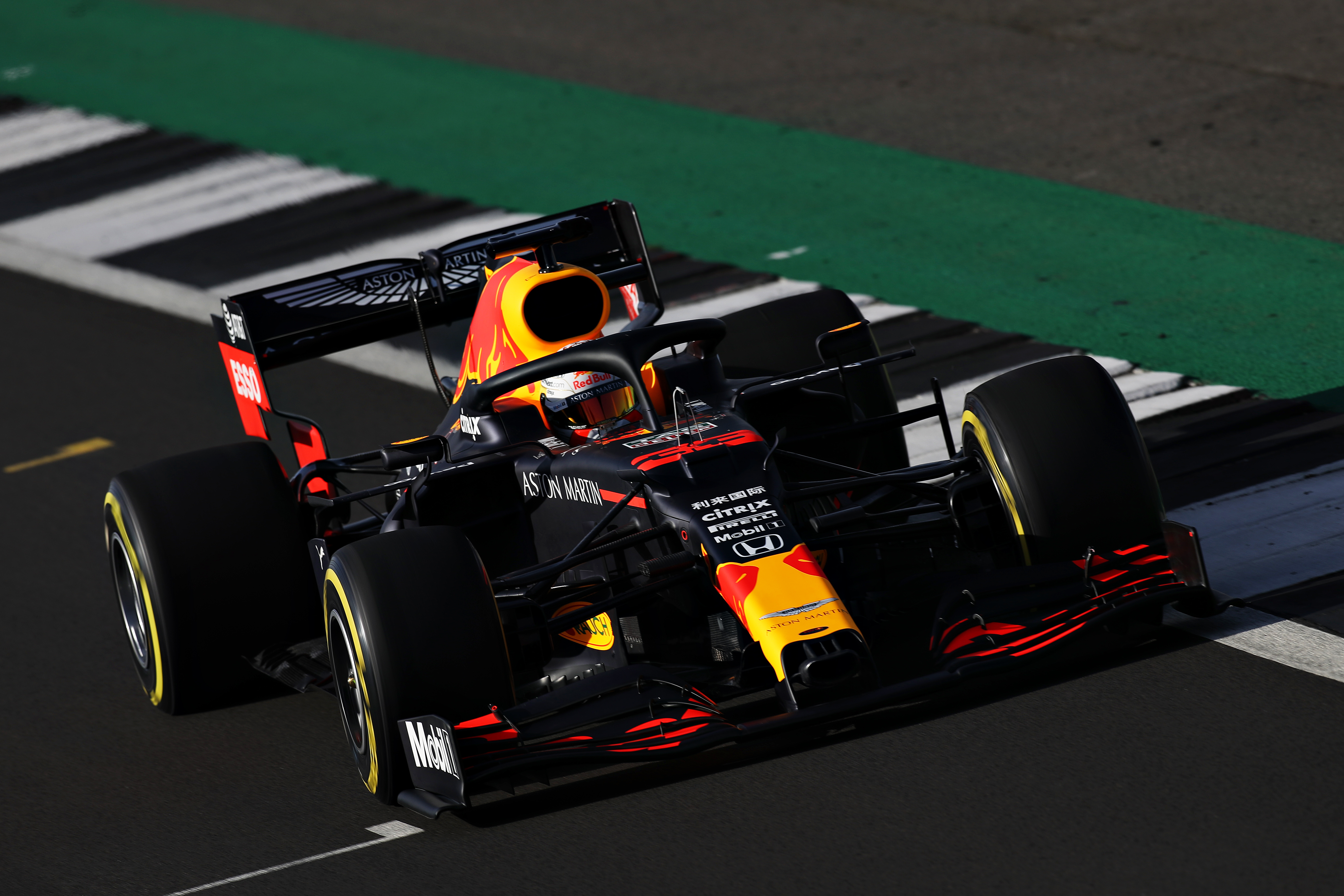 Red Bull 2020 F1 car shakedown
