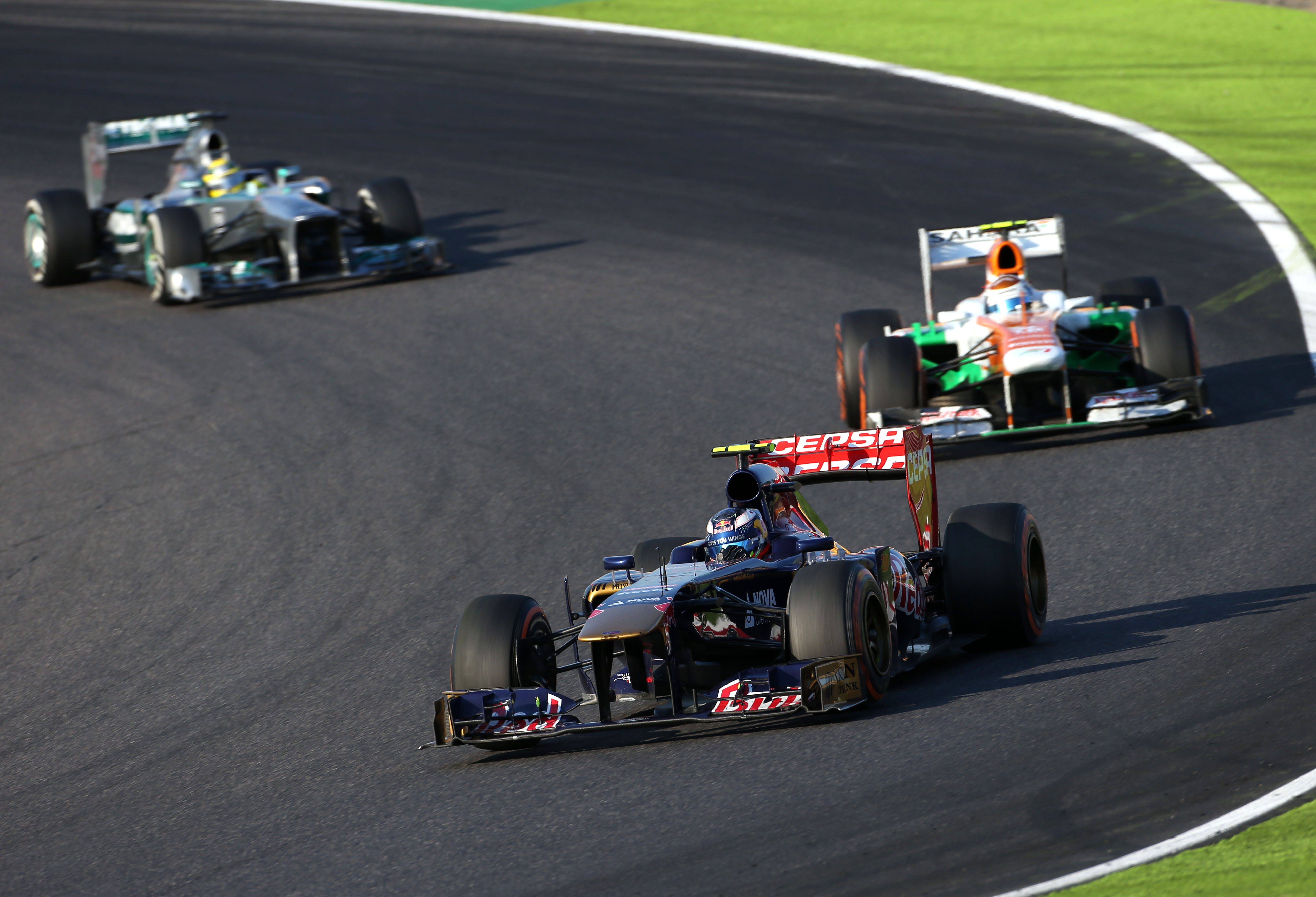 Daniel Ricciardo Toro Rosso Japanese Grand Prix 2012 Suzuka