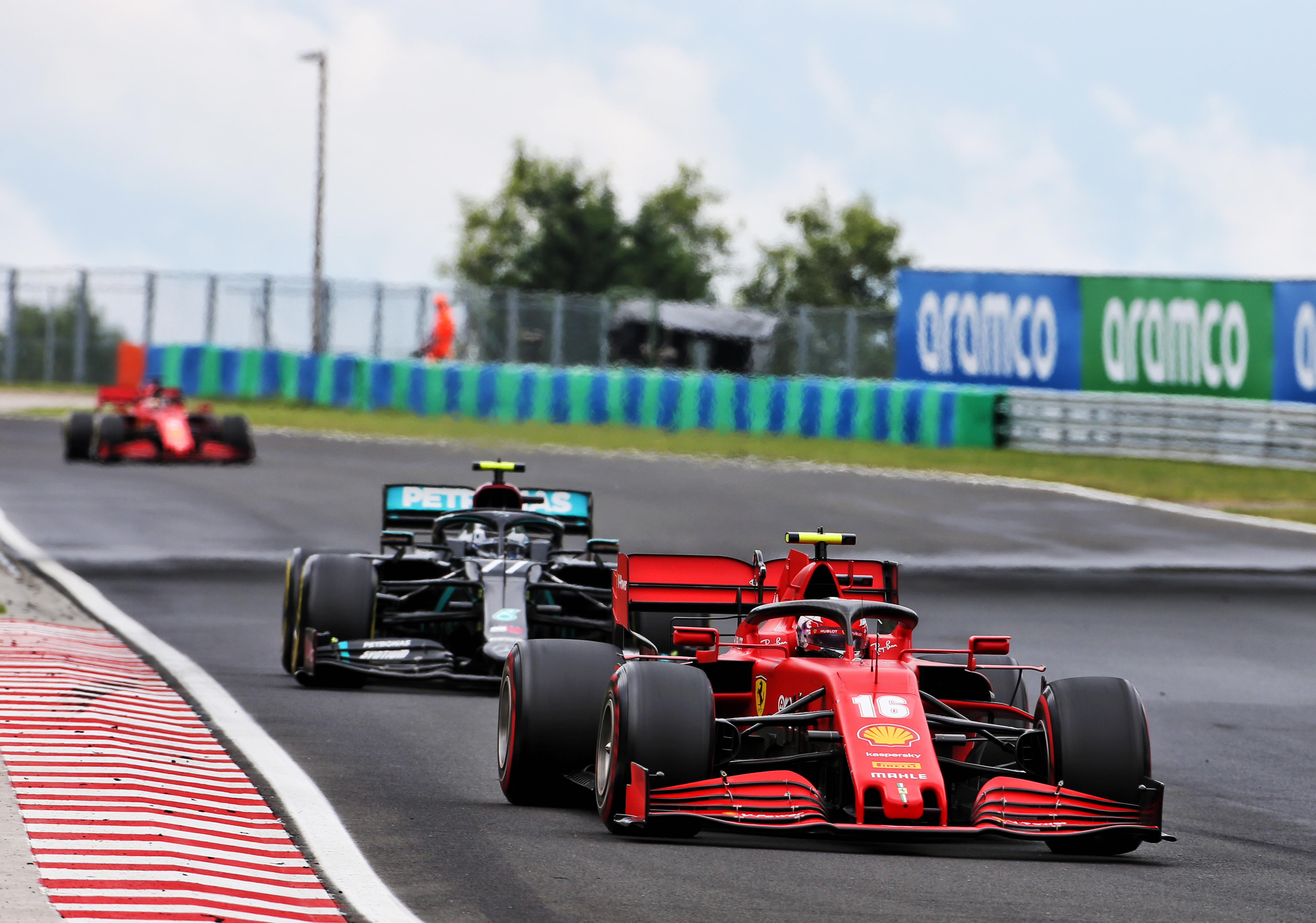 Ferrari Mercedes F1 2020