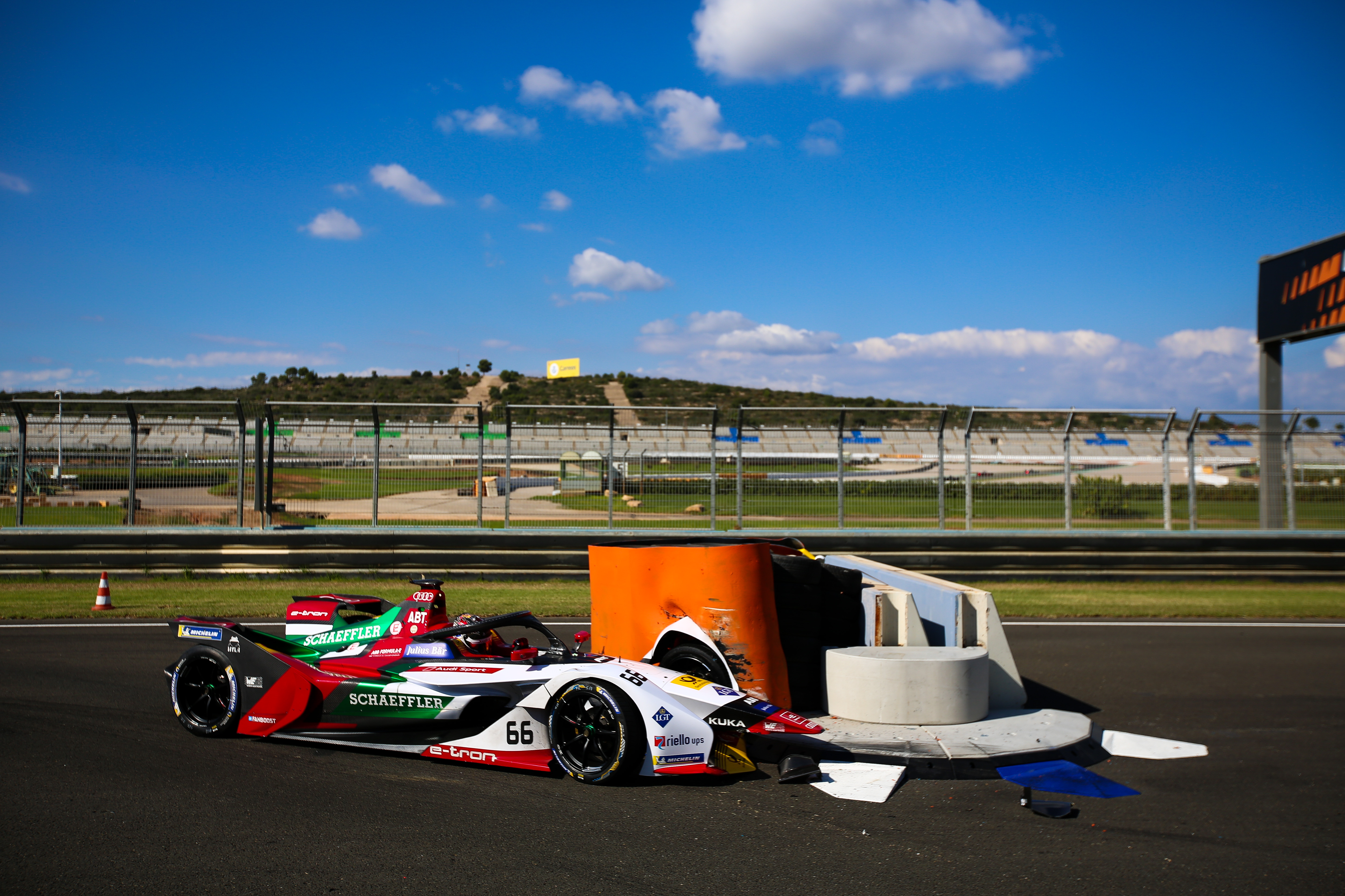 Daniel Abt Valencia Formula E testing chicane crash 2018
