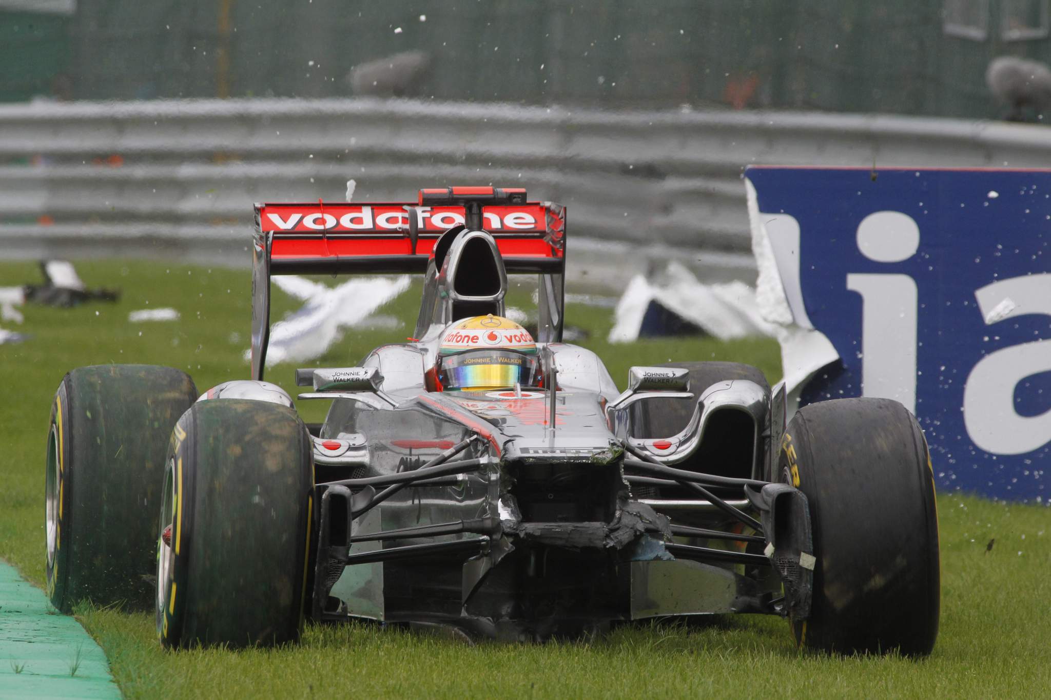 Lewis Hamilton McLaren F1 Spa crash